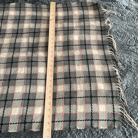 Pink Grey Scarf - Picture 6 of 6